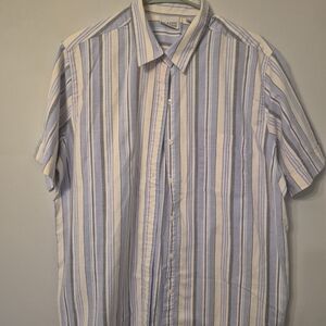 Classic Elements Men's Casual Shirt with Blue and White Stripes